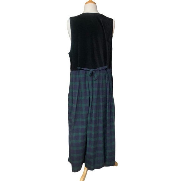 Christmas themed plaid sleeveless maxi dress - Picture 6 of 10